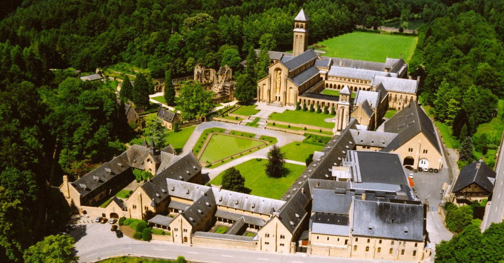 Abbaye Notre-Dame d'Orval - Alles wat u moet weten om uw wandeling in de Ardennen voor te bereiden